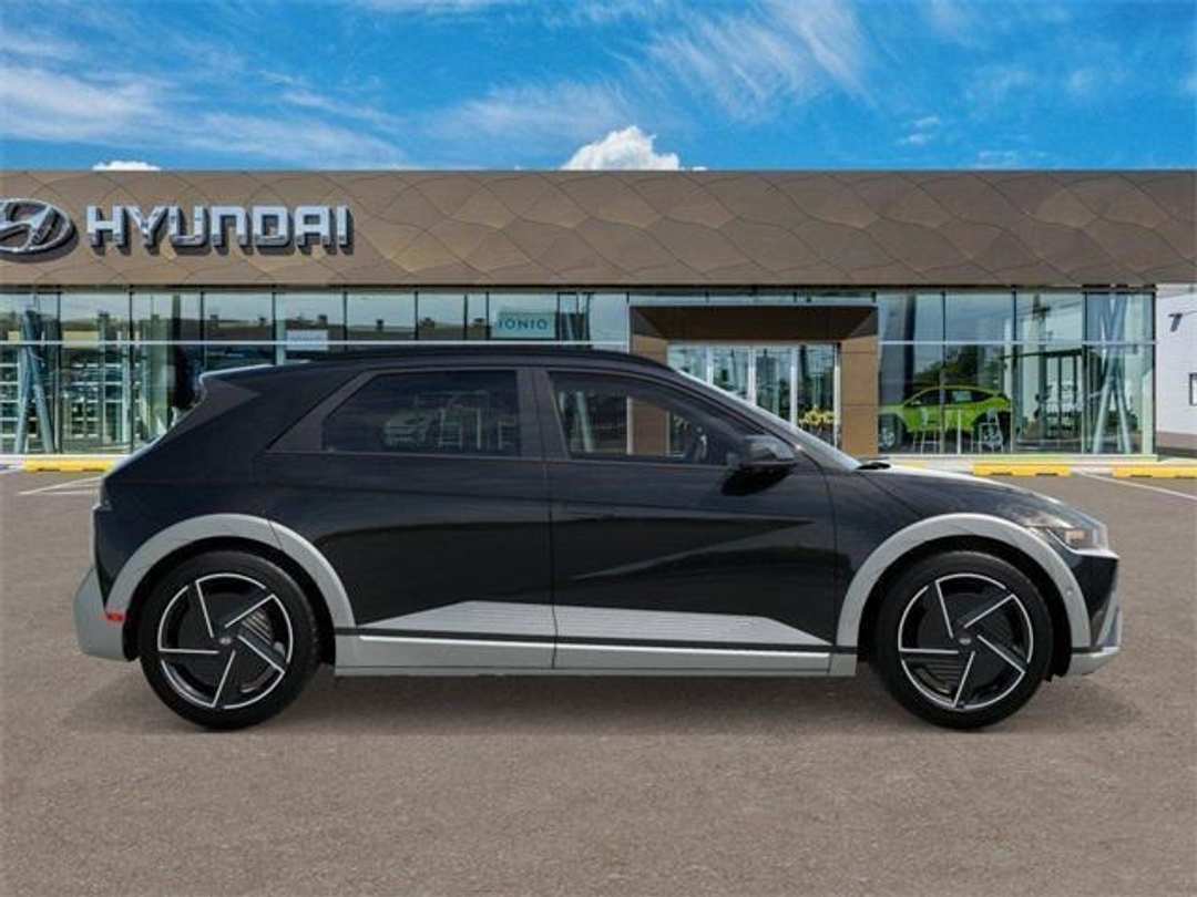 2026 Hyundai Ioniq 5 Limited - Image 7