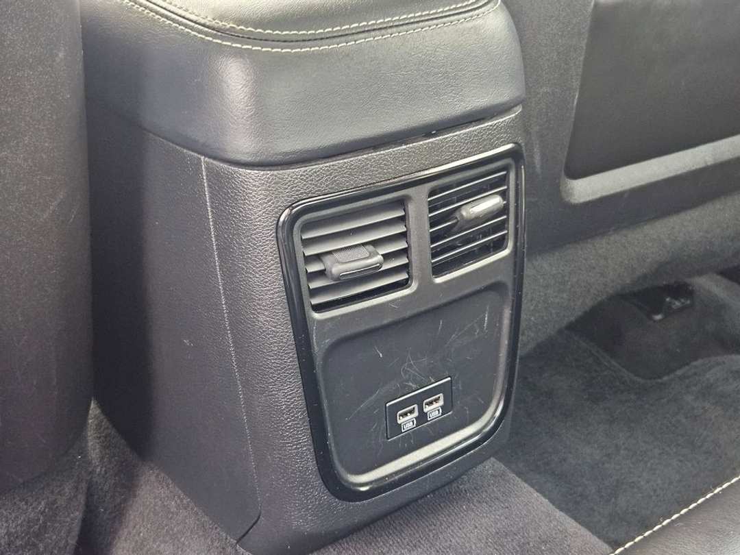 2023 Chrysler 300 S - Image 28