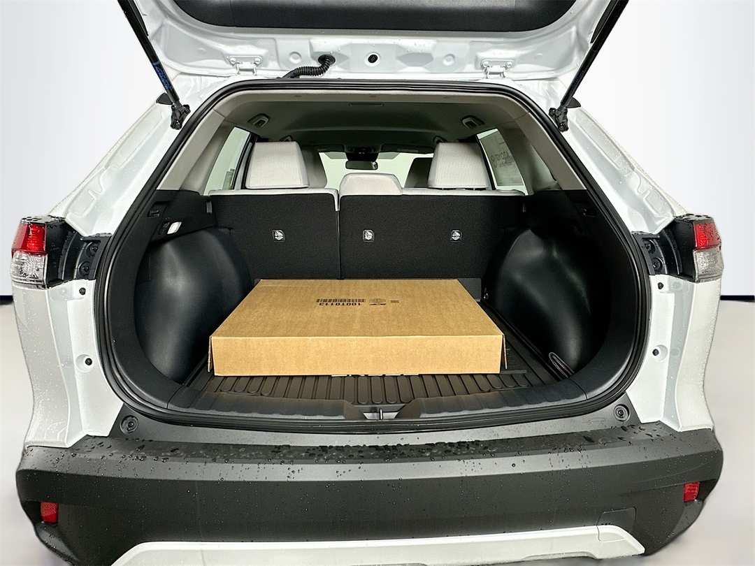 2026 Toyota Corolla Cross L - Image 25