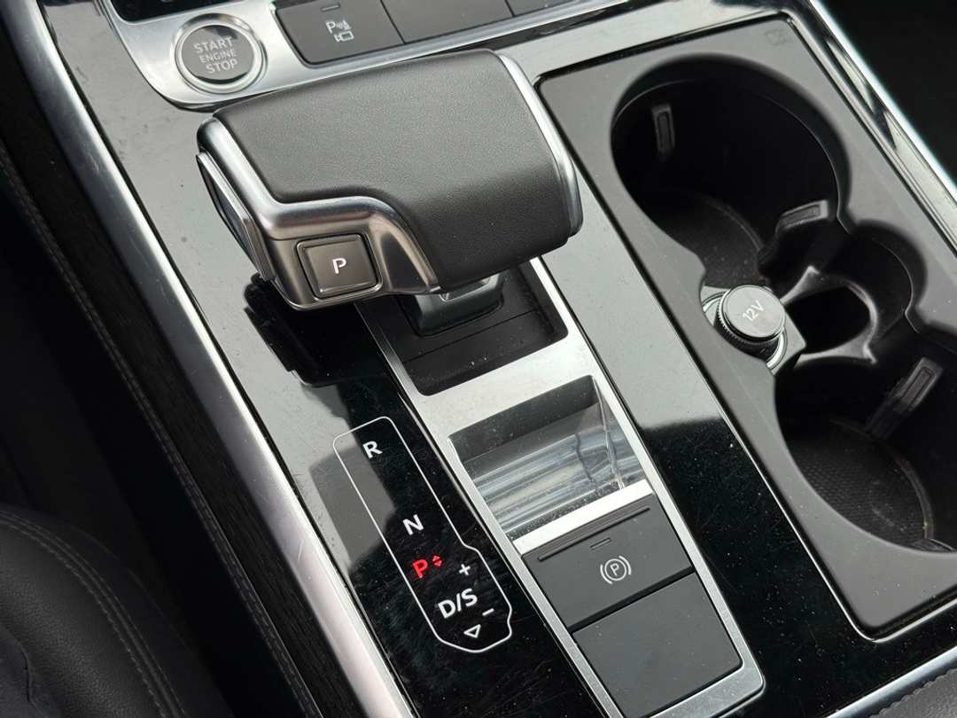 2021 Audi Q7 55 Premium Plus - Image 26