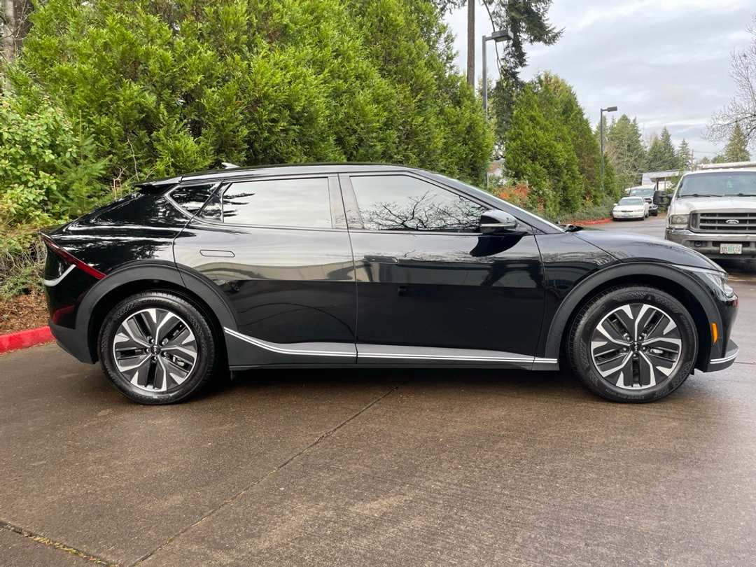 2024 Kia Ev6 Light - Image 3