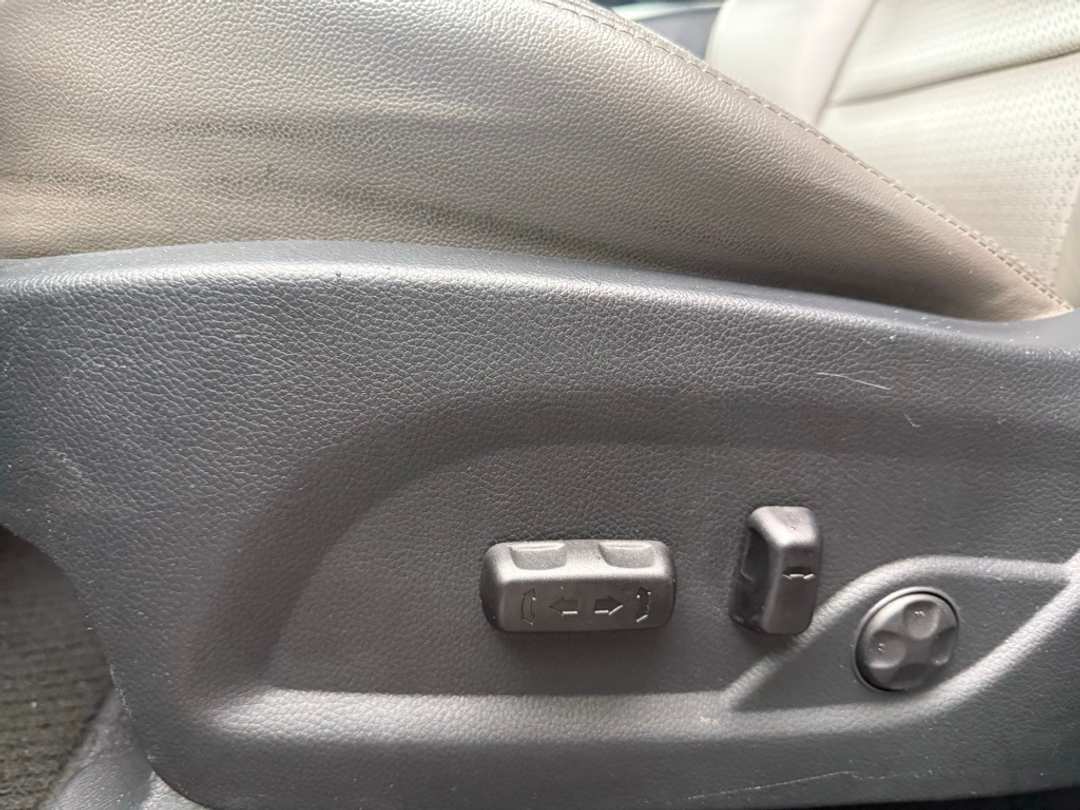 2014 Hyundai Santa Fe Sport 2.0T - Image 21