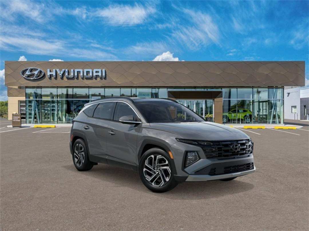 2026 Hyundai Tucson Limited - Image 2