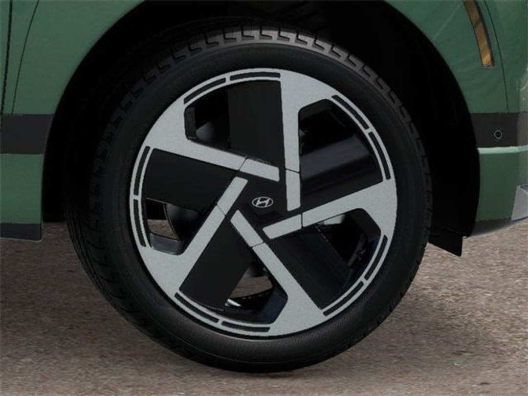 2026 Hyundai Ioniq 9 Performance Calligraphy - Image 8