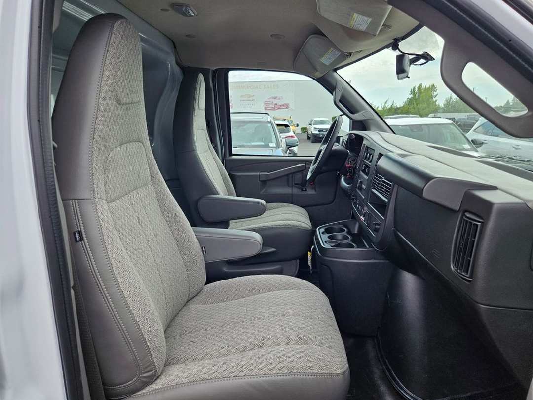 2025 Chevrolet Express 2500 Work - Image 33
