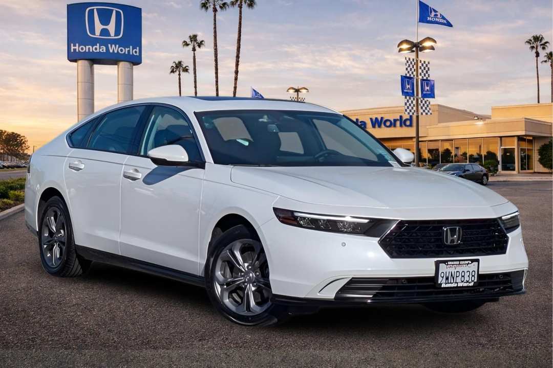 2025 Honda Accord EXL - Image 2