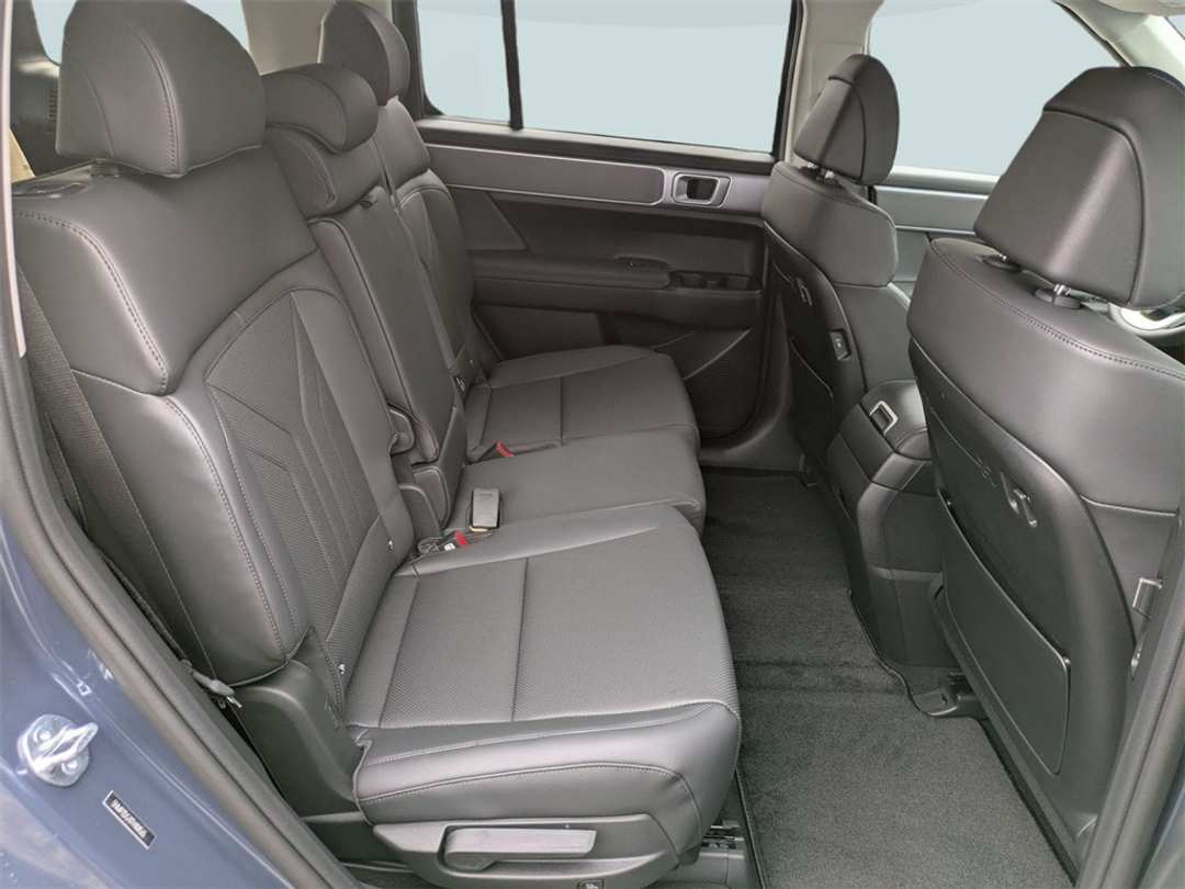 2026 Hyundai Santa Fe SEL - Image 28