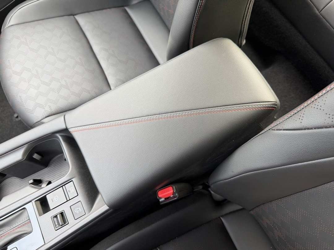 2026 Nissan Sentra SR - Image 26