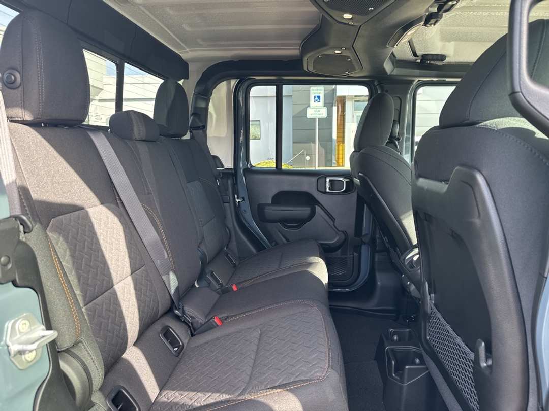 2026 Jeep Gladiator Mojave - Image 29