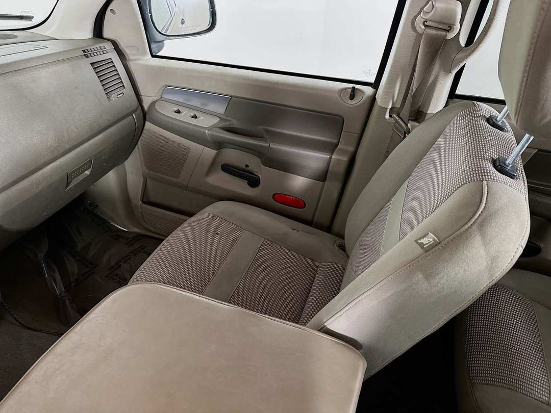 2007 Dodge Ram 2500 SLT - Image 22