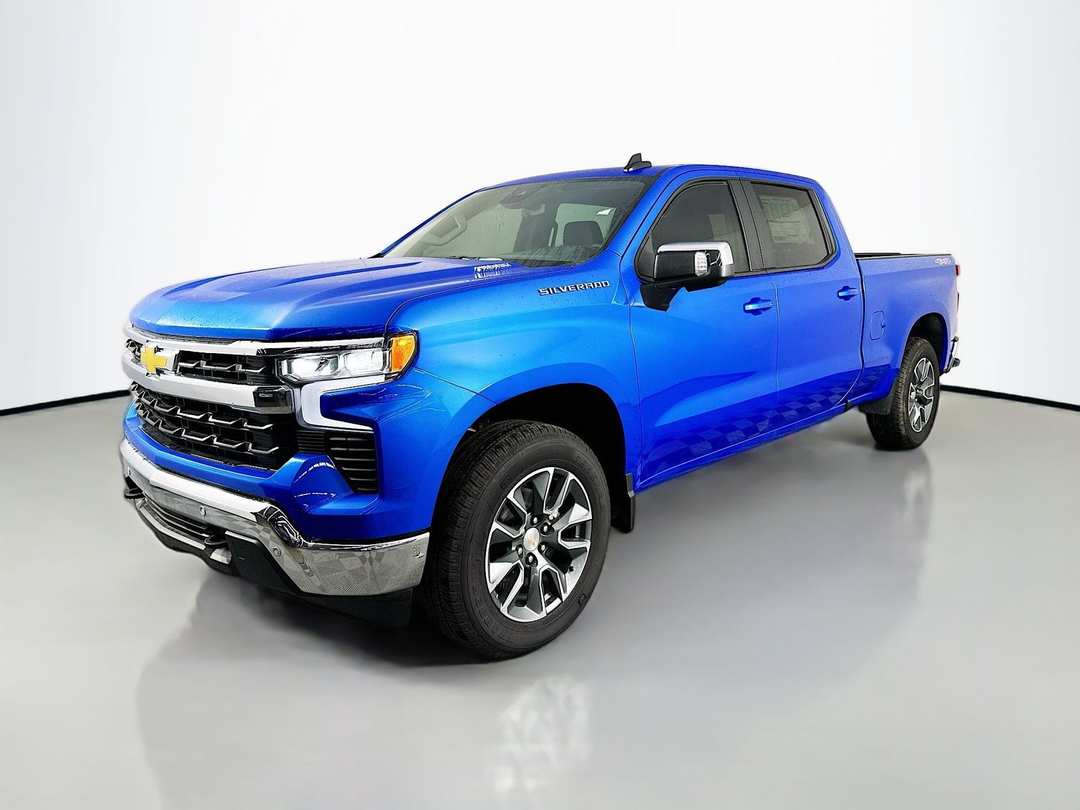 2026 Chevrolet Silverado 1500 LT - Image 3