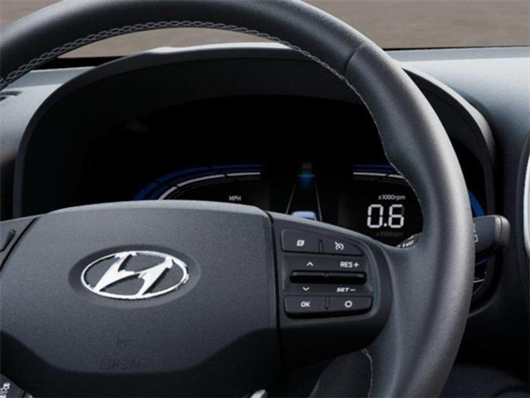 2026 Hyundai Venue SEL - Image 14