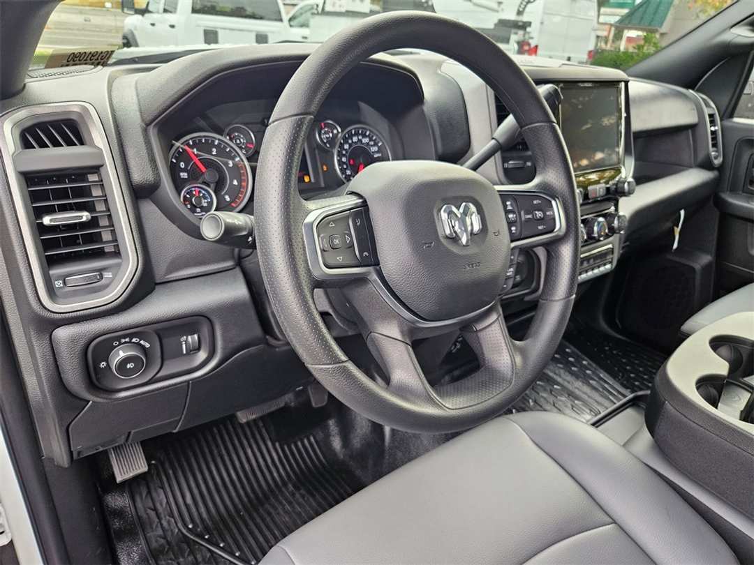 2026 Ram 5500Hd Tradesman - Image 13