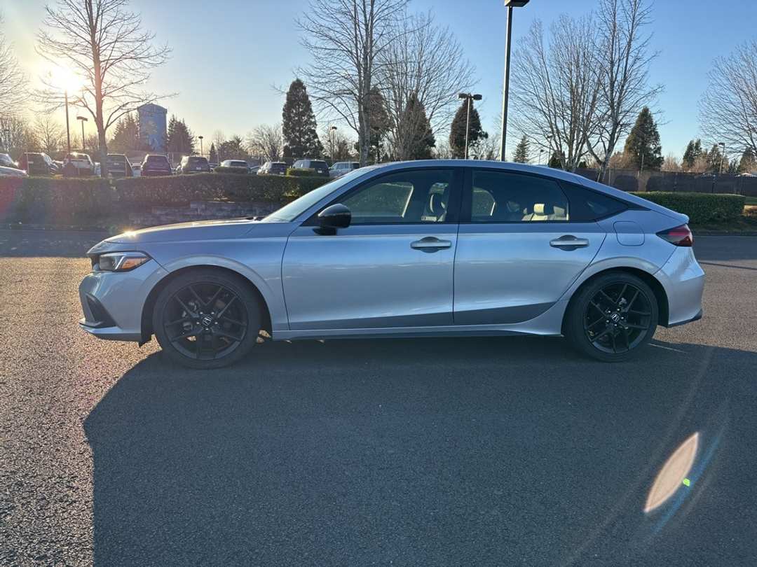 2024 Honda Civic Sport - Image 4