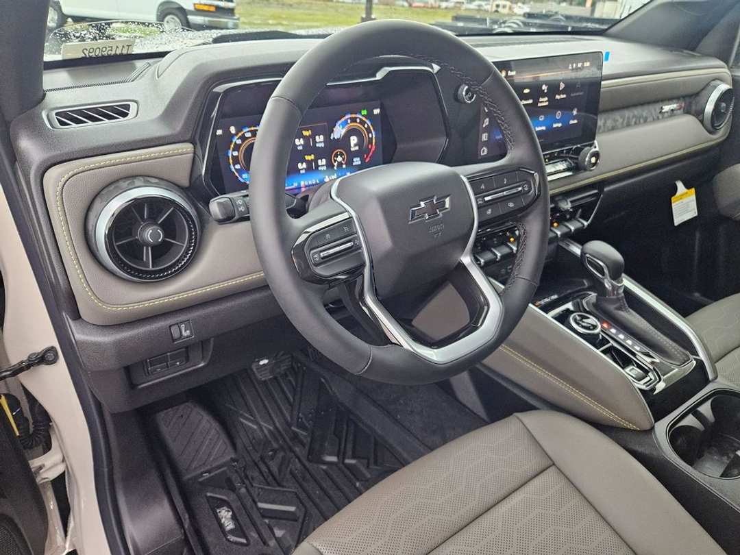 2026 Chevrolet Colorado ZR2 - Image 13