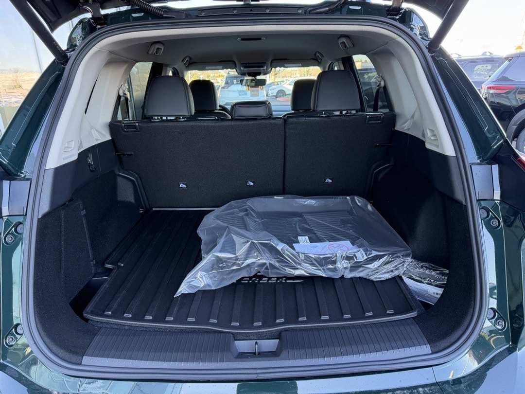 2026 Nissan Rogue Rock Creek - Image 10