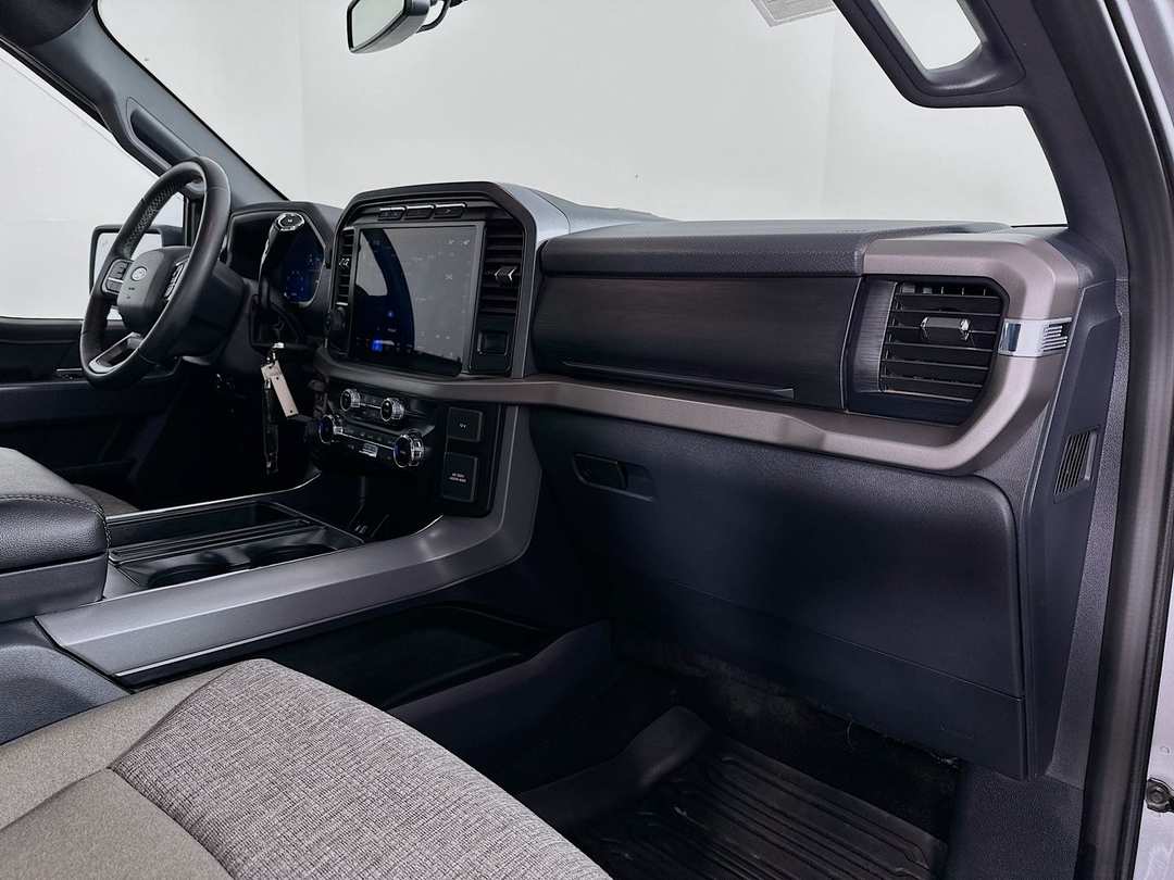 2024 Ford F-150 XLT - Image 29