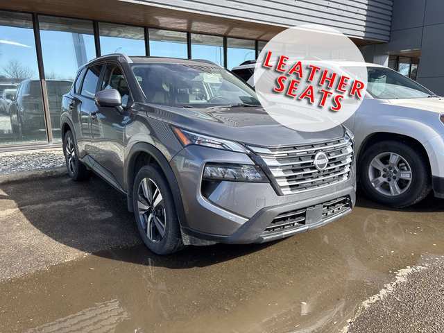 2024 Nissan Rogue SV Moonroof