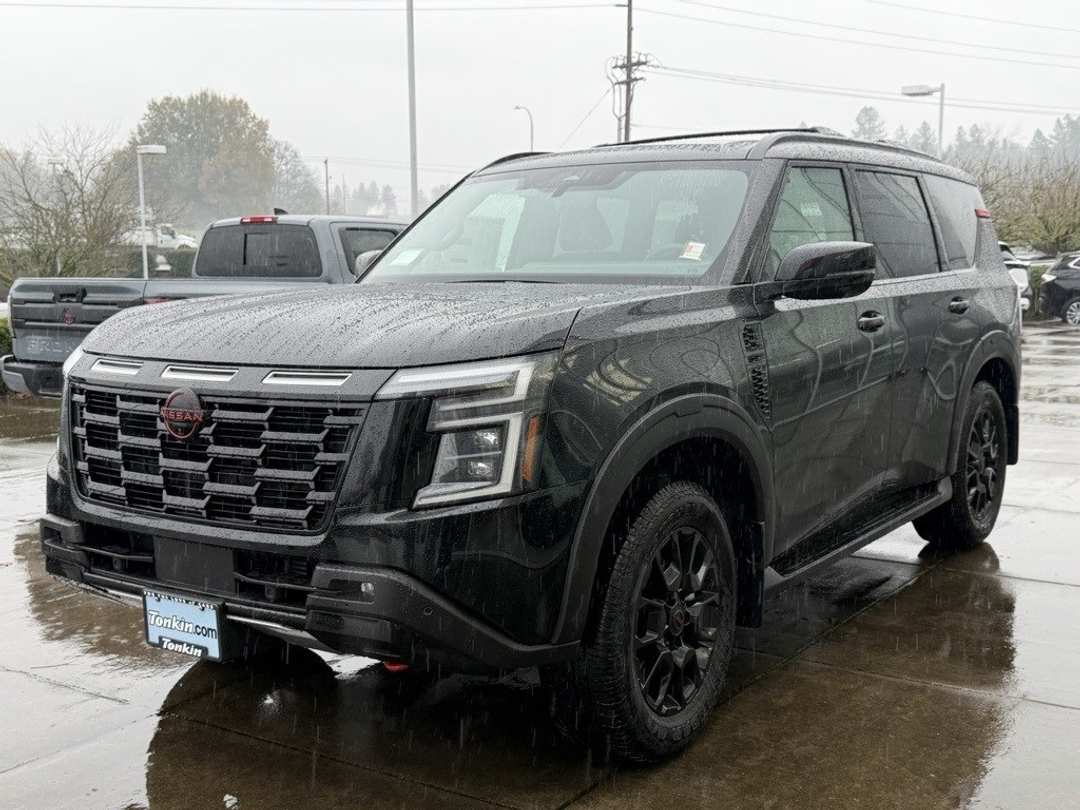 2026 Nissan Armada PRO4X - Image 4