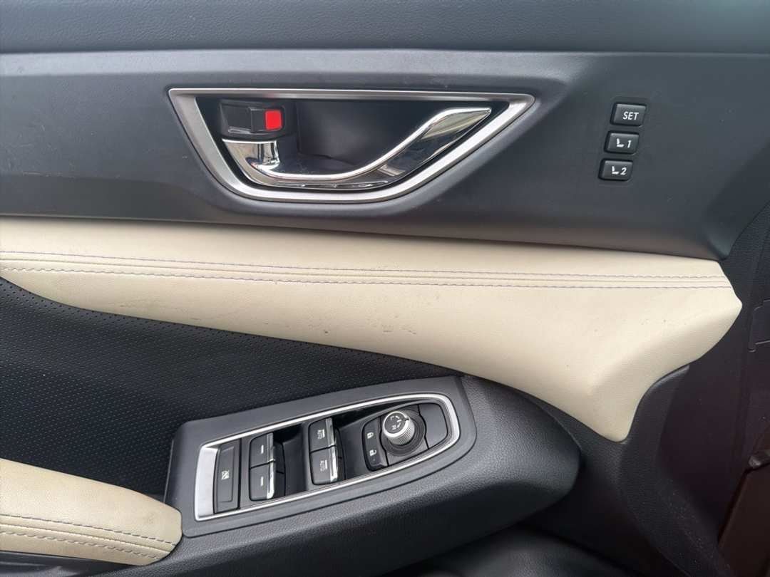 2022 Subaru Ascent Limited - Image 13