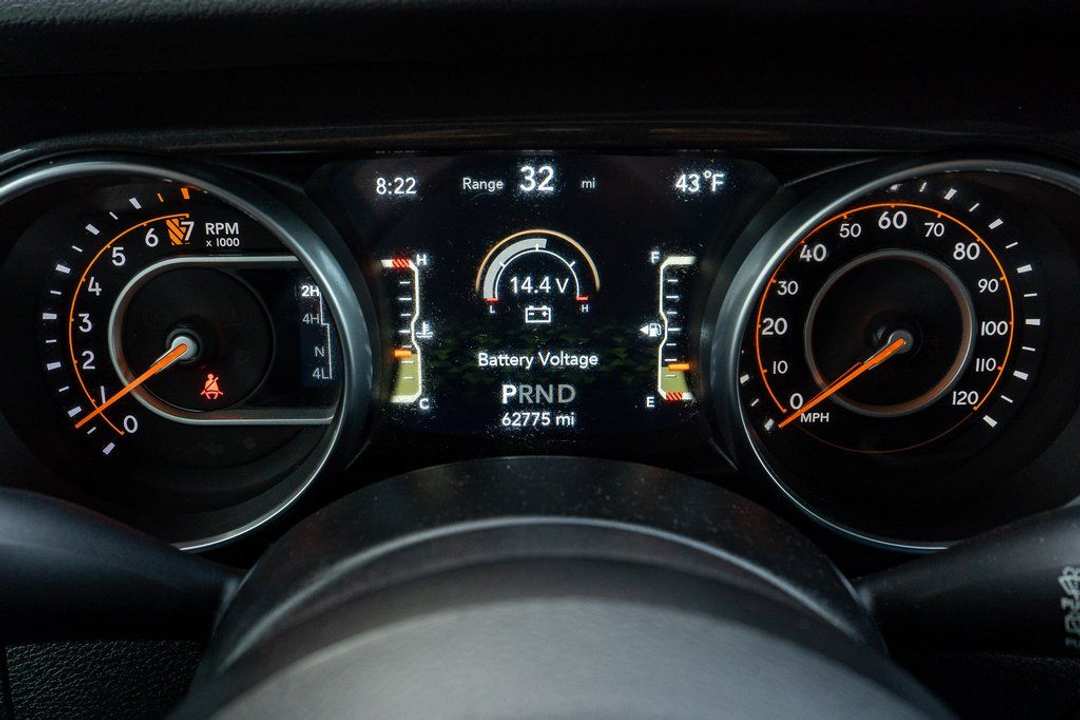 2021 Jeep Wrangler Unlimited Sport Altitude - Image 3