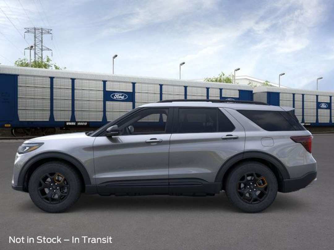 2026 Ford Explorer Tremor - Image 3