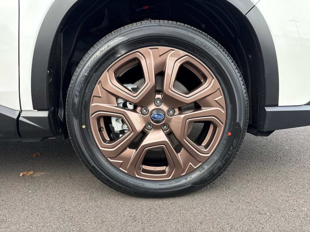 2026 Subaru Ascent Limited Bronze Edition - Image 9