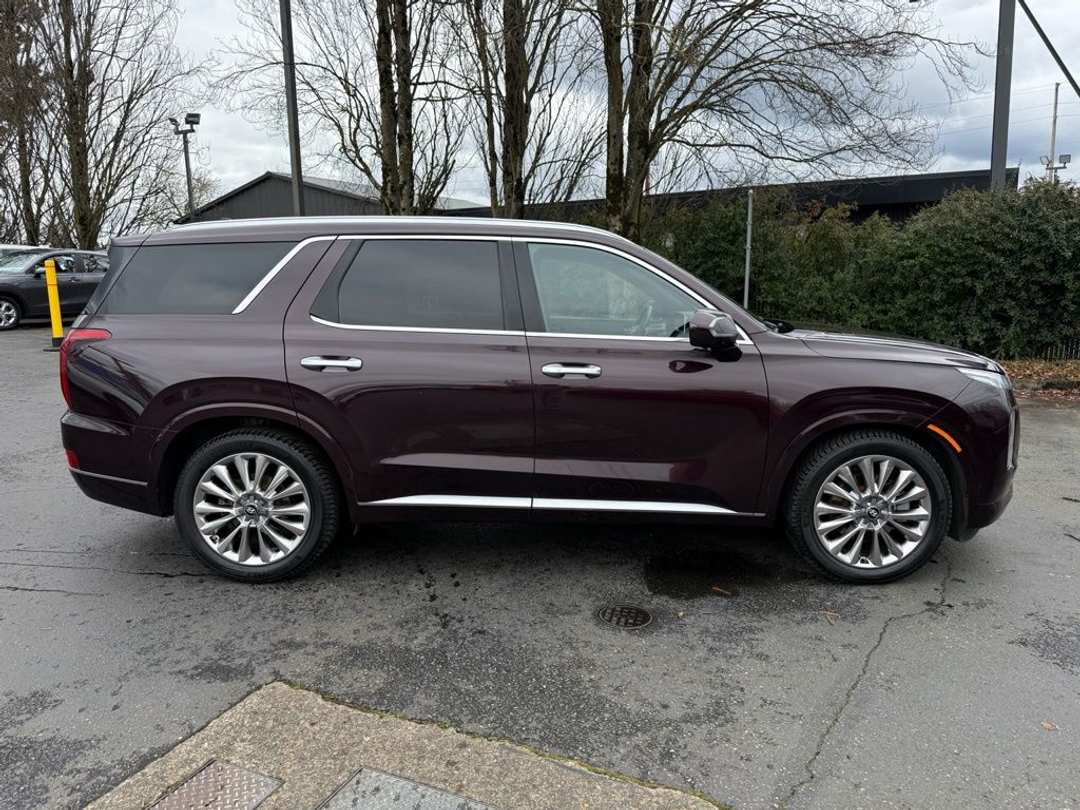 2020 Hyundai Palisade Limited - Image 11