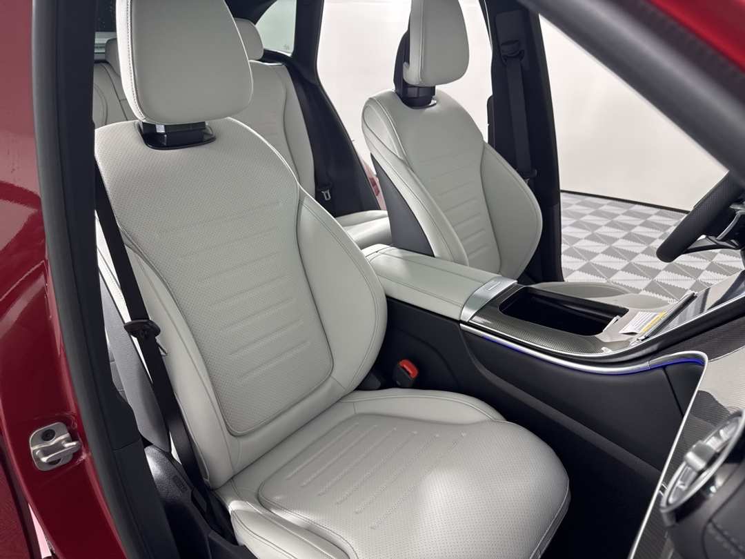 2026 Mercedes-Benz GLC GLC 300 - Image 17