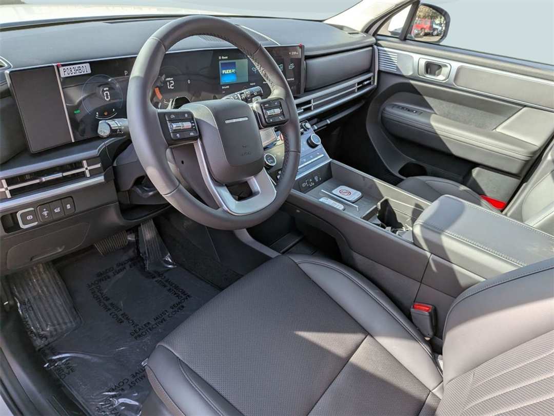 2026 Hyundai Santa Fe SEL - Image 13