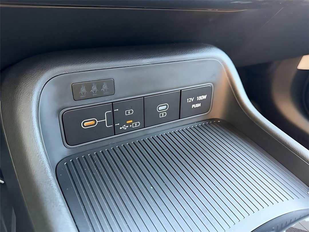 2026 Hyundai Kona SE - Image 23