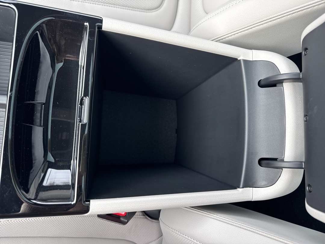 2025 Hyundai Tucson Limited - Image 32