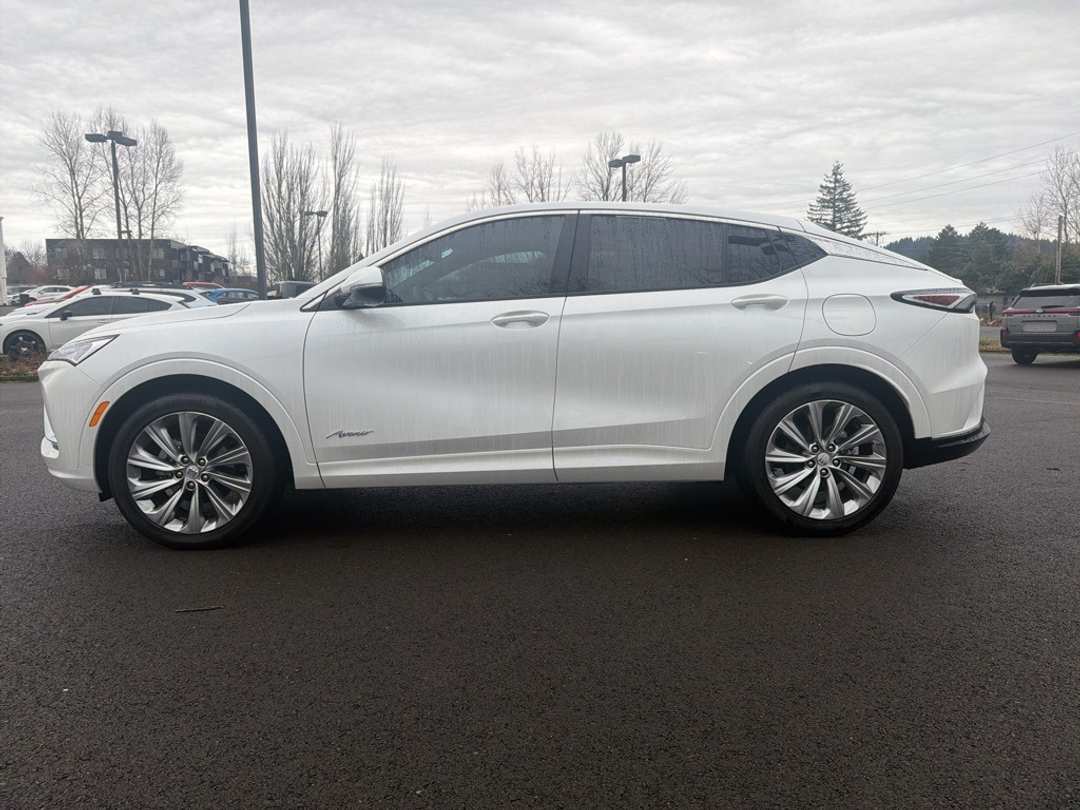 2025 Buick Envista Avenir - Image 4