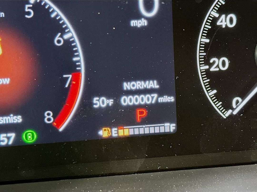 2026 Honda Odyssey Touring - Image 12