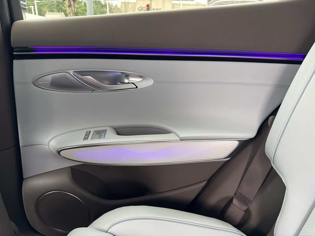 2026 Genesis Gv70 2.5T Advanced - Image 45