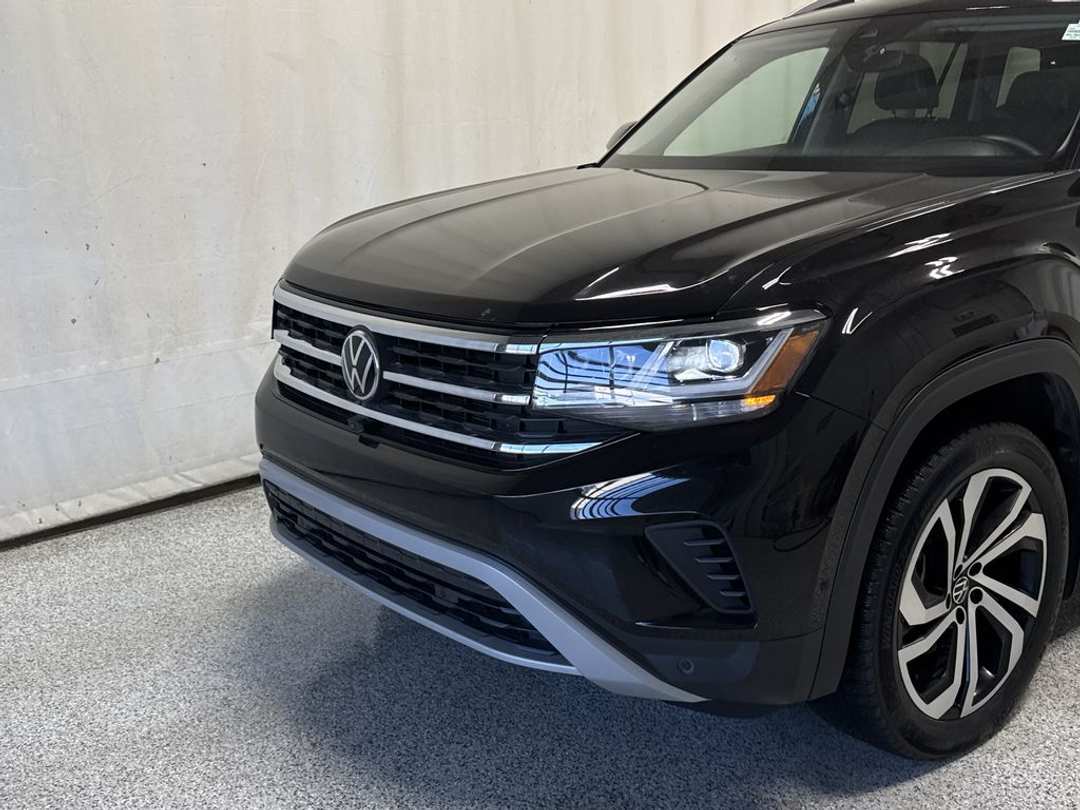 2021 Volkswagen Atlas Execline - Image 3