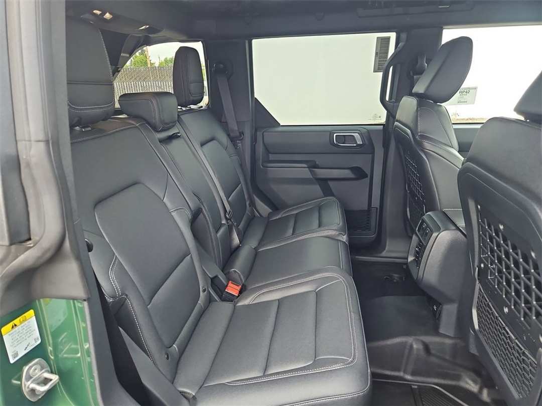 2025 Ford Bronco Big Bend - Image 30