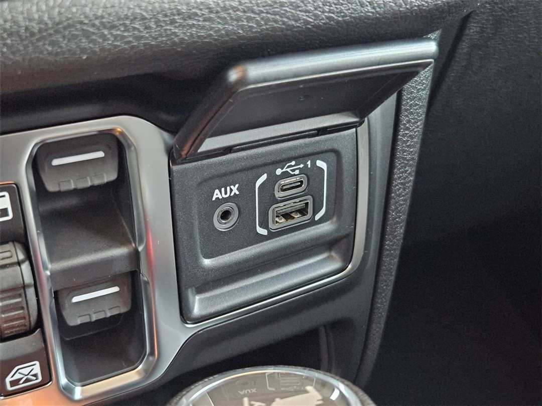 2026 Jeep Wrangler Sport - Image 26