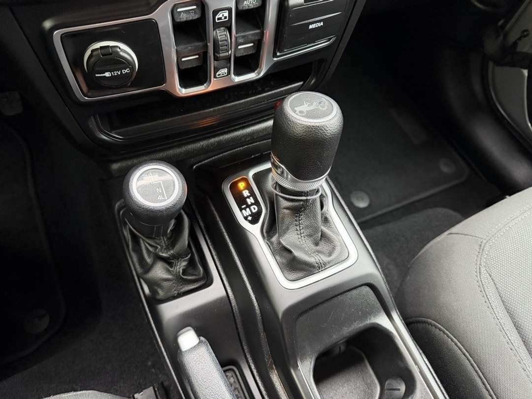 2019 Jeep Wrangler Unlimited Sport S - Image 28