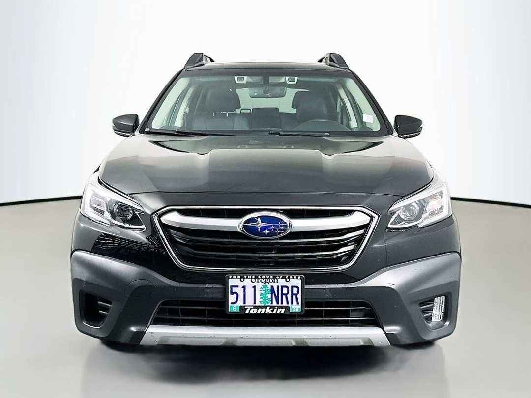 2022 Subaru Outback Limited XT - Image 3