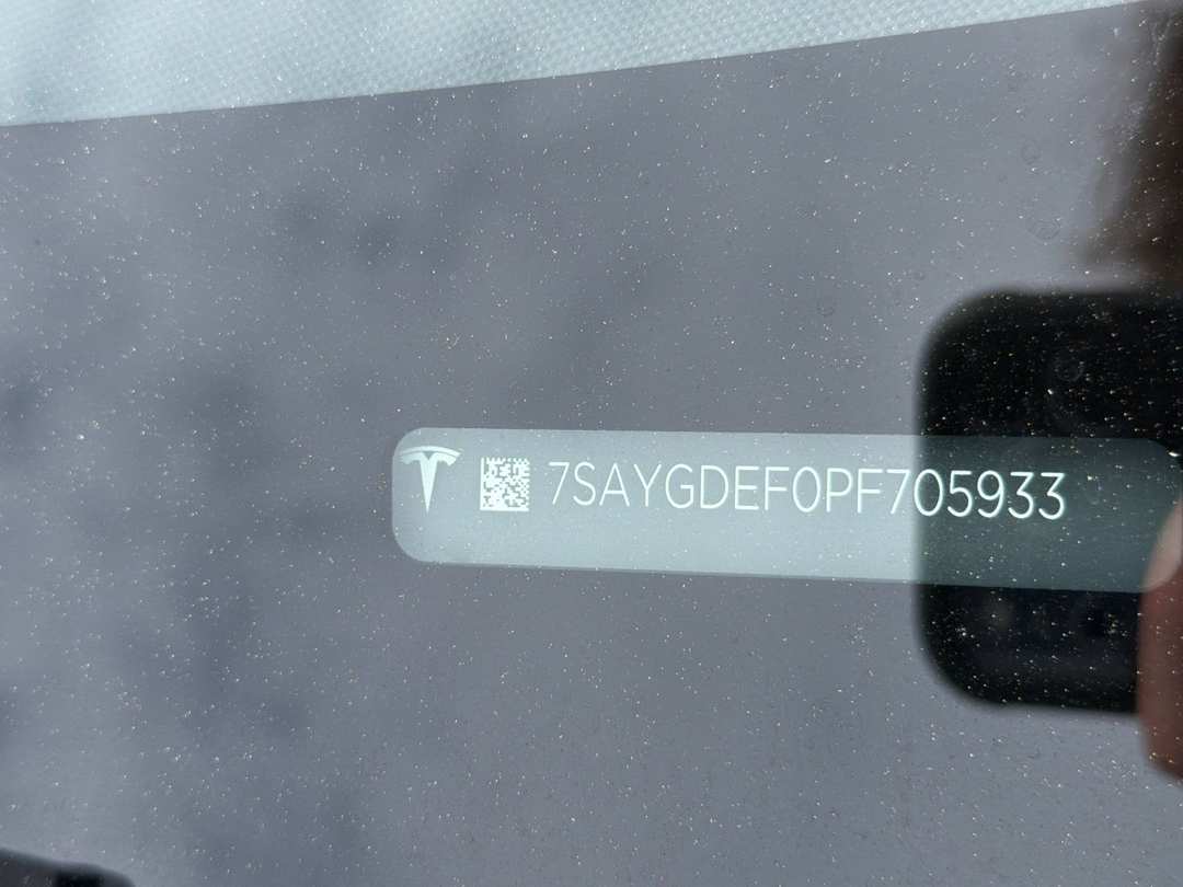 2023 Tesla Model Y Performance - Image 2