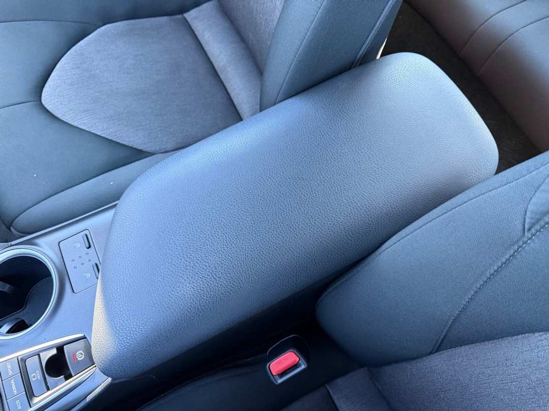 2024 Toyota Camry LE - Image 27