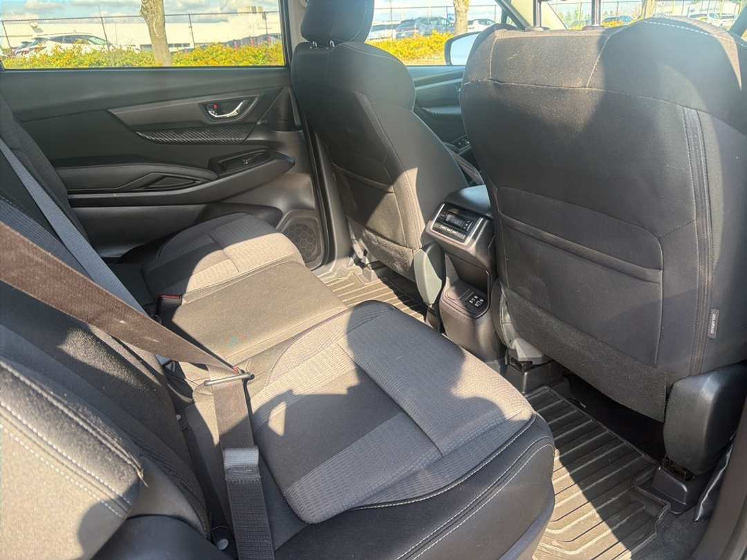 2023 Subaru Ascent Premium - Image 24