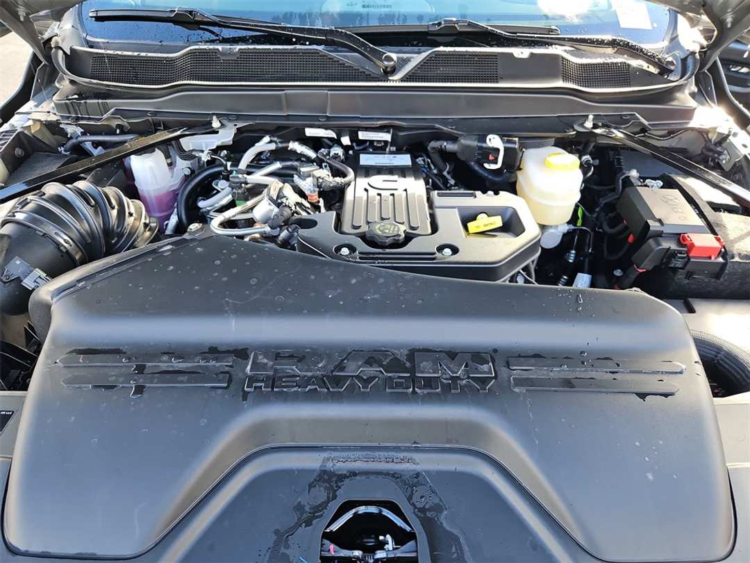 2026 Ram 3500 Laramie - Image 31