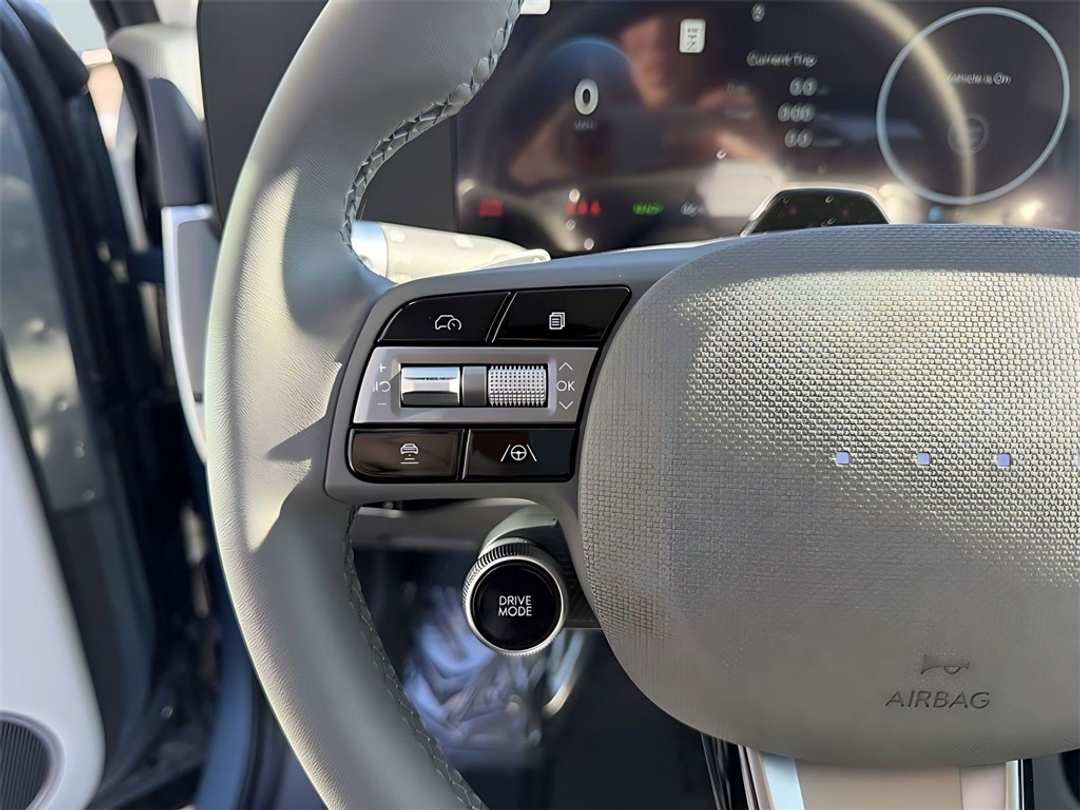 2026 Hyundai Ioniq 5 Limited - Image 17