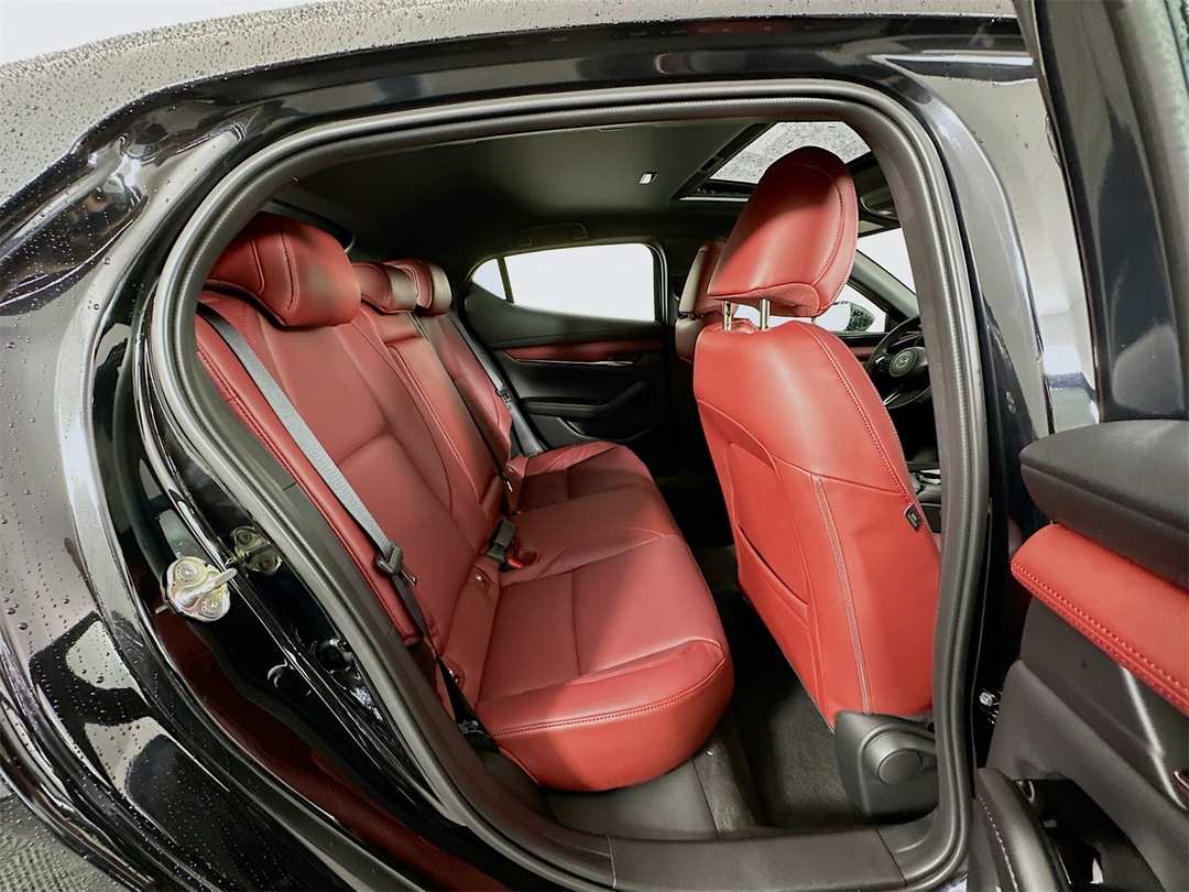 2026 MAZDA Mazda3 2.5 S Premium - Image 28