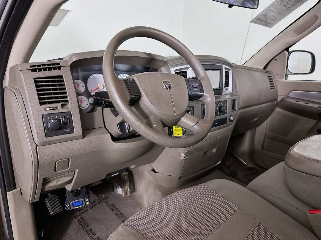 2007 Dodge Ram 2500 SLT - Image 10
