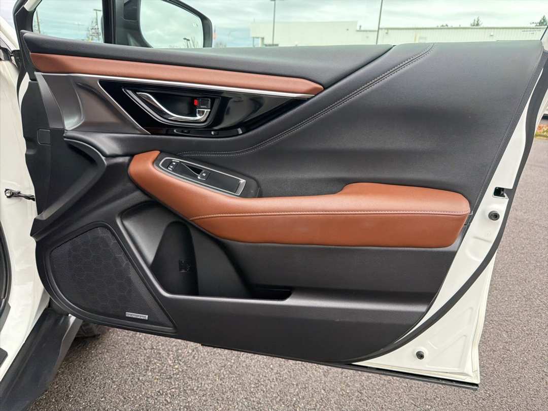 2023 Subaru Outback Touring XT - Image 27