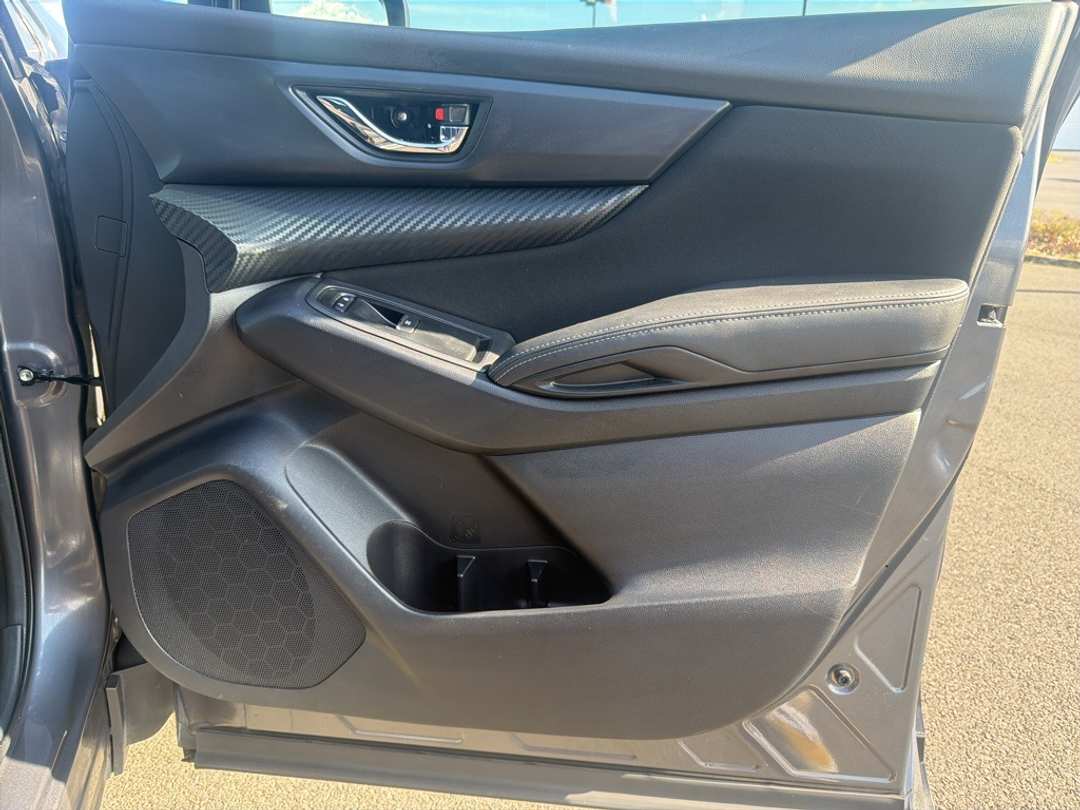 2023 Subaru Ascent Premium - Image 27