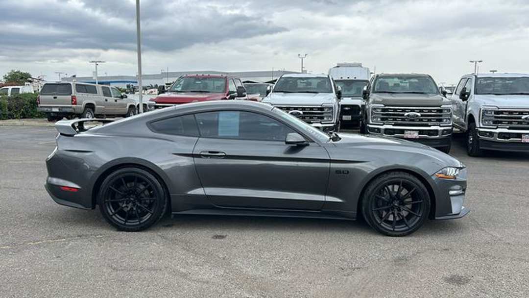 2018 Ford Mustang GT - Image 2